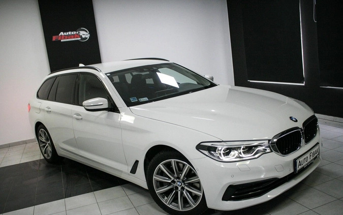 BMW Seria 5 cena 139900 przebieg: 97000, rok produkcji 2018 z Orzysz małe 326